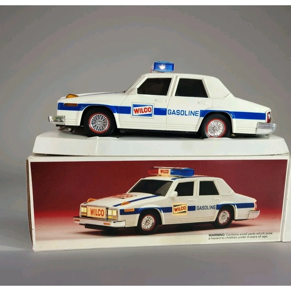 1994 Wilco Patrol Car Toy Model Siren, Pulsating Lights, Head/Taillights In Box